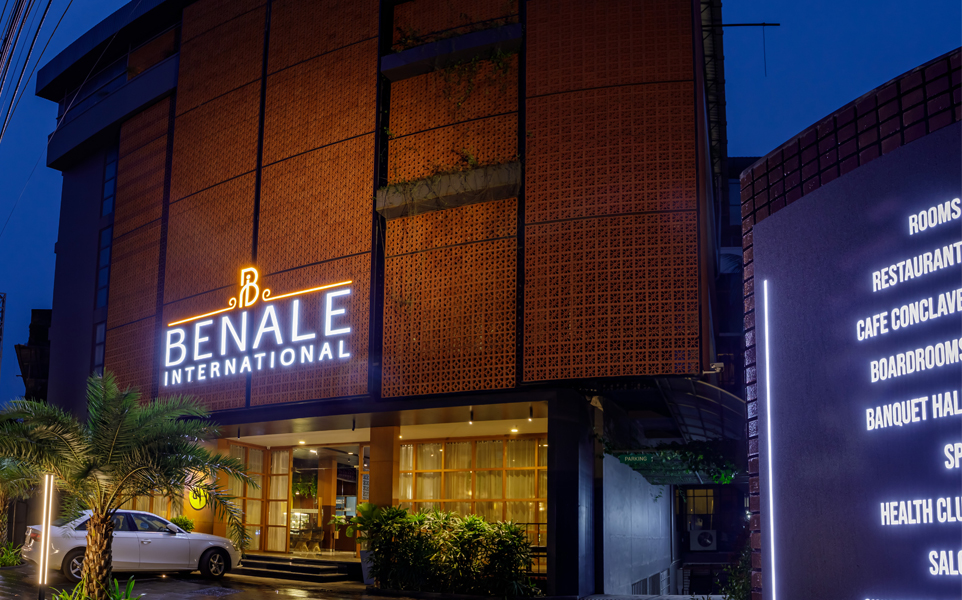 Deluxe Suite Room in Kannur Benale International